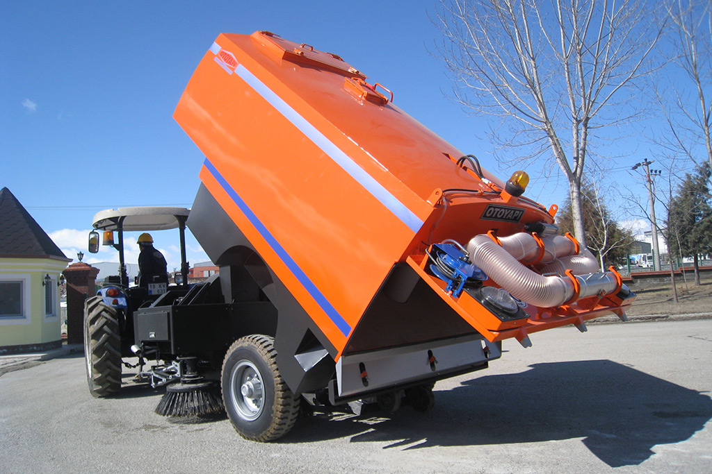 traktor_cekmeli_vakumlu_yol_supurme_makinasi9